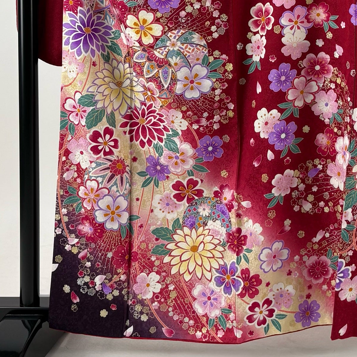 振袖 身丈161cm 裄丈66.5cm M 袷 手鞠 桜 箔 金銀彩 赤 正絹 名品