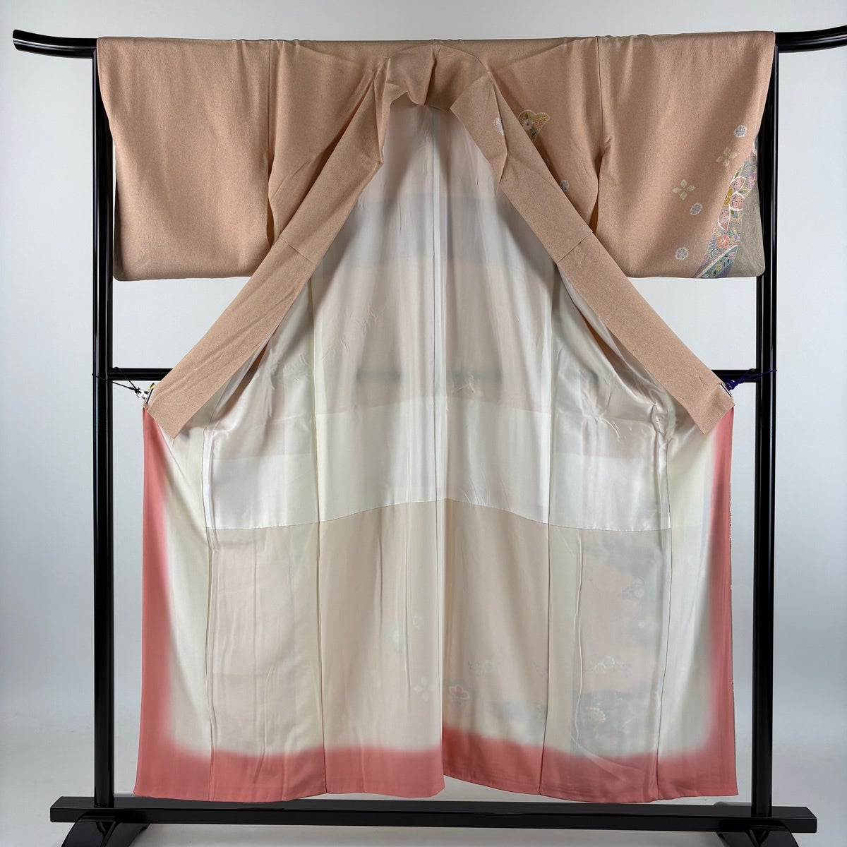 付下げ 身丈155.5cm 裄丈68cm L 袷 華文 花唐草 箔 金彩 ピンク 正絹