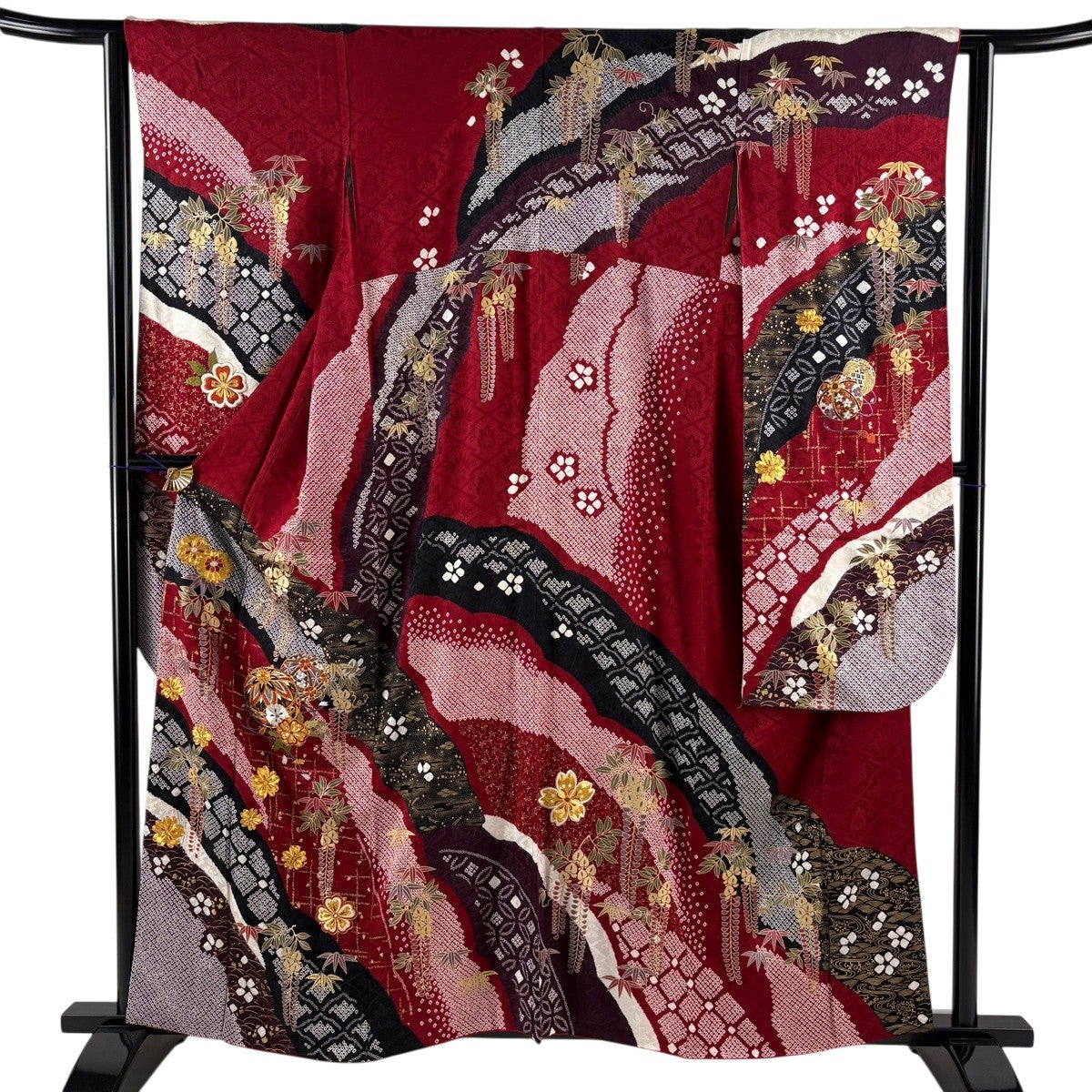 美品】 振袖 身丈158cm 裄丈62cm S 袷 手鞠 桜 絞り 金糸 赤 正絹 名品