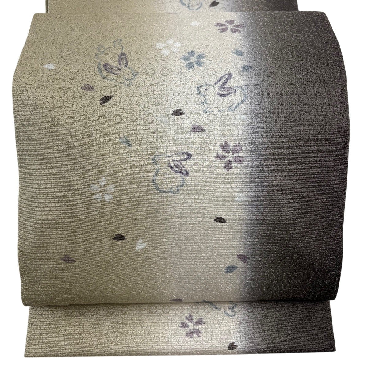 美品】 開き名古屋帯 名品 ますいわ屋 うさぎ 桜 抹茶色 正絹｜中古